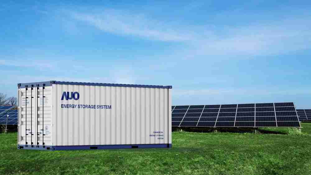 彩霸王透过AI数据管理，，，，提供不同类型用户进行储能与能源管理，，，达到再生能源管控调度成效